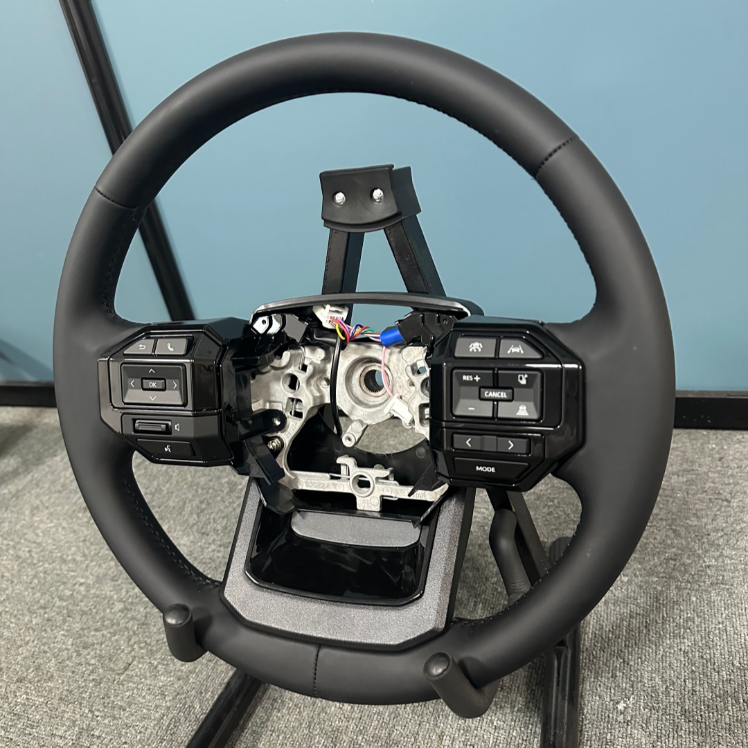 Car Accessories For Steering Wheel - พวงมาลัยรถยนต์สำหรับ Toyota Land Cruiser LC79 LC76