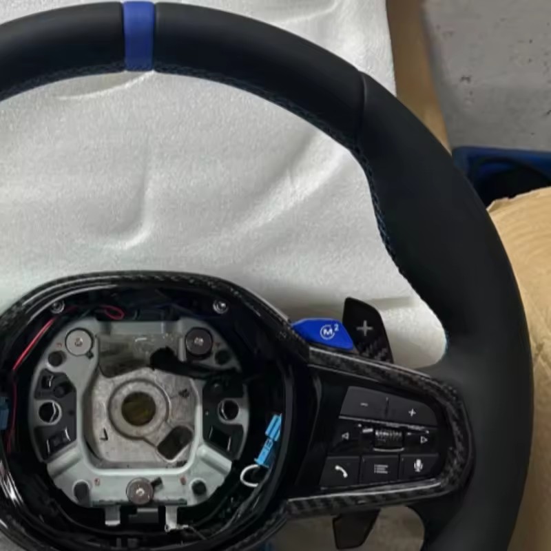 พวงมาลัยรถยนต์หุ้มหนัง สำหรับ  - Car Accessories For Steering Wheel บทวิจารณ์และราคา